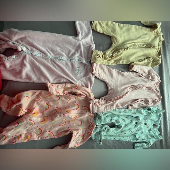 Babygirl 0-3 month clothes - Picture 1 of 6